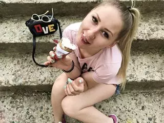 EmilyGordan camshow toy